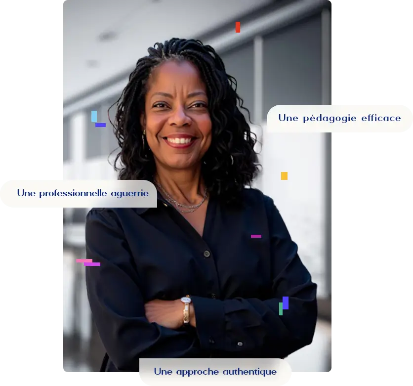 Groupe 96 Portrait photo de Viviane Dupros, experte retraite, debout dans des bureaux professionnels. Elle porte une blouse noire, a les bras croisés et un grand sourire.